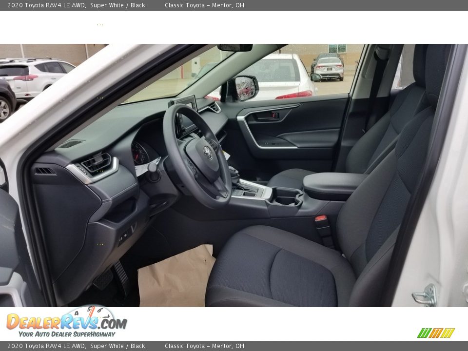 2020 Toyota RAV4 LE AWD Super White / Black Photo #2