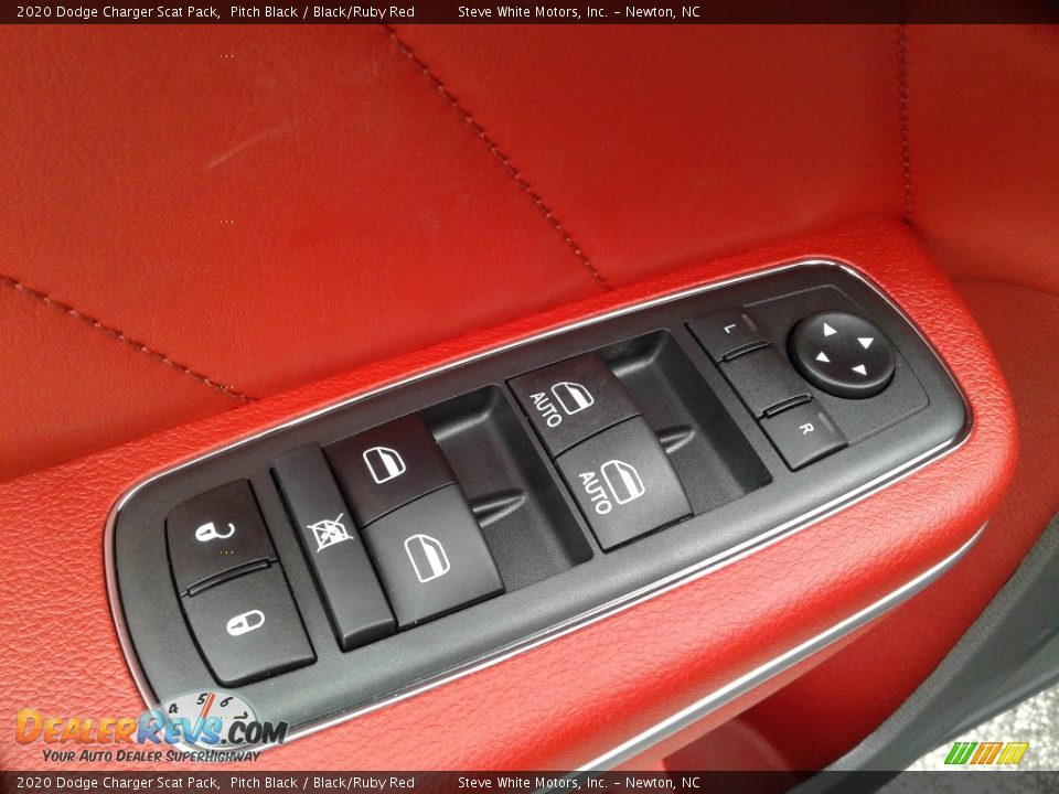 Door Panel of 2020 Dodge Charger Scat Pack Photo #11