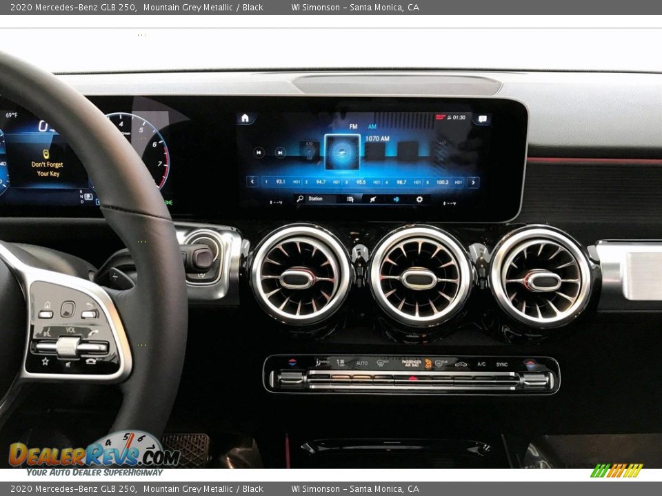 2020 Mercedes-Benz GLB 250 Mountain Grey Metallic / Black Photo #6