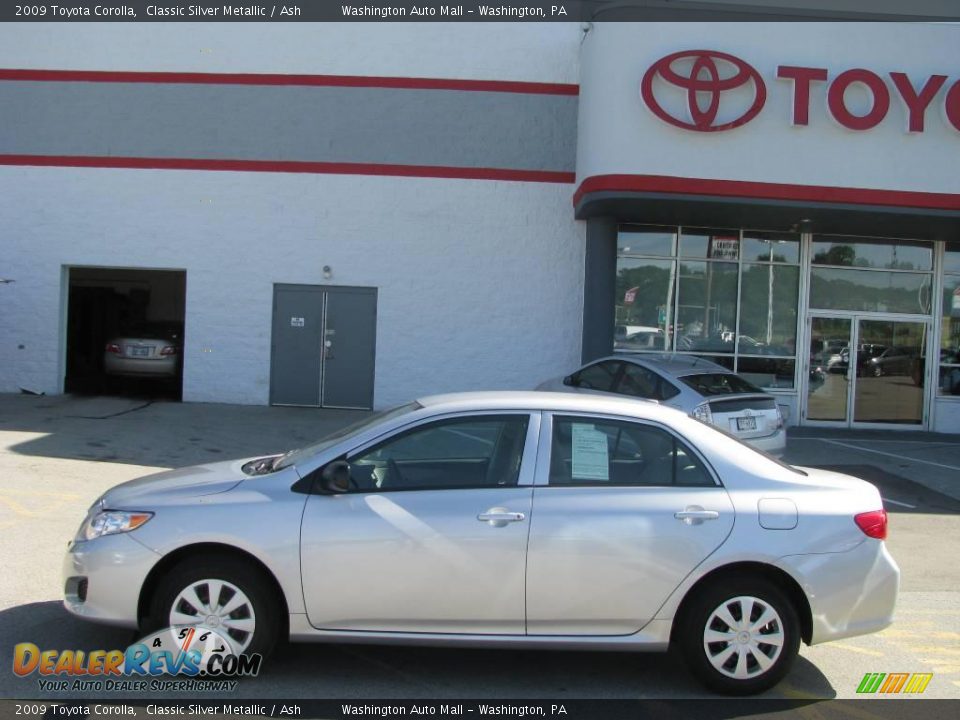 2009 Toyota Corolla Classic Silver Metallic / Ash Photo #2