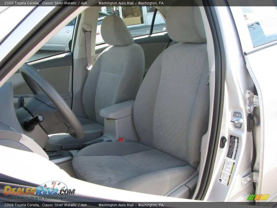 2009 Toyota Corolla Classic Silver Metallic / Ash Photo #15
