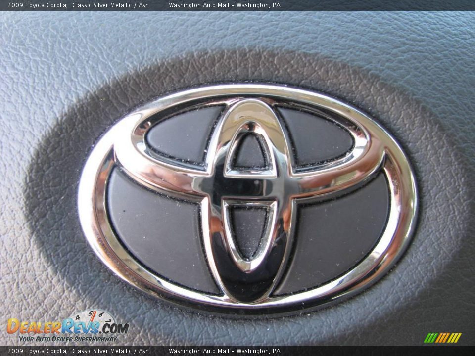 2009 Toyota Corolla Classic Silver Metallic / Ash Photo #17