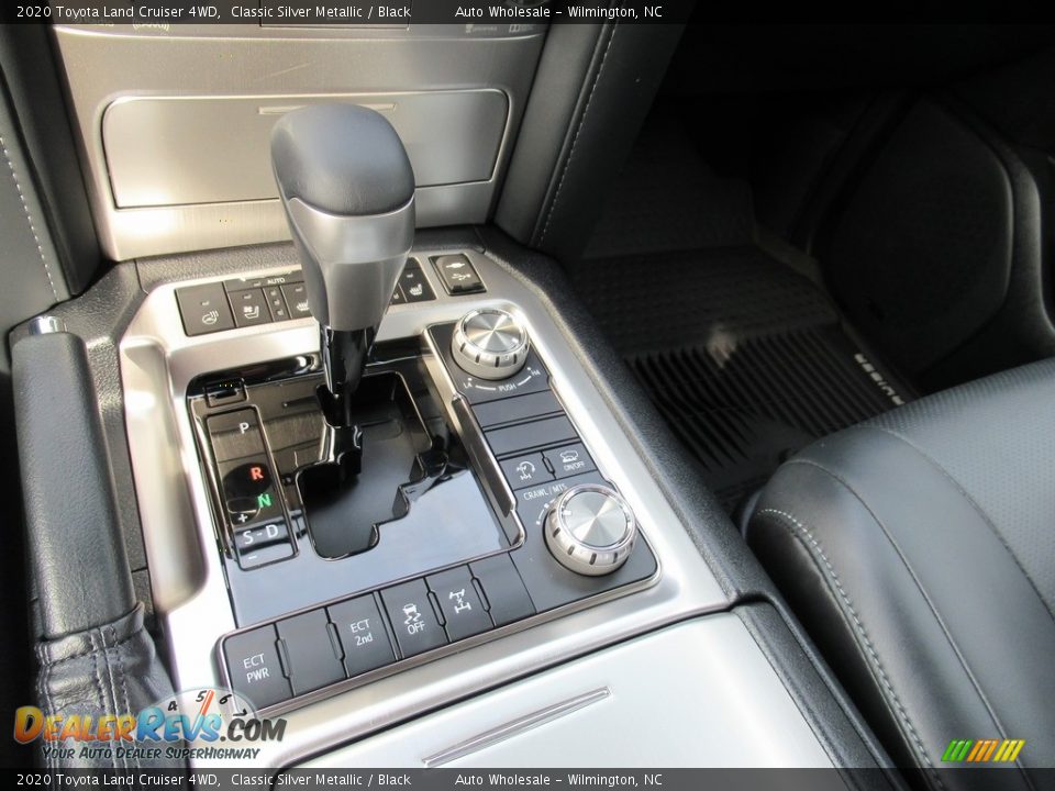 2020 Toyota Land Cruiser 4WD Shifter Photo #19