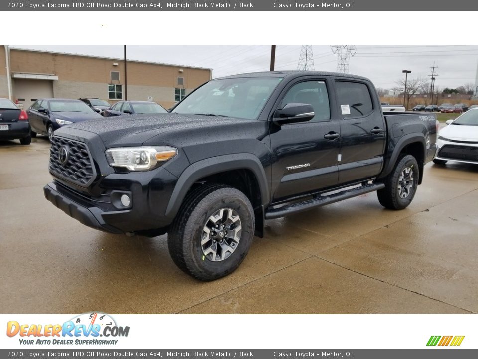 Front 3/4 View of 2020 Toyota Tacoma TRD Off Road Double Cab 4x4 Photo #1