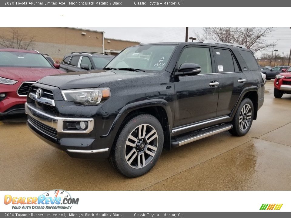 Front 3/4 View of 2020 Toyota 4Runner Limited 4x4 Photo #1