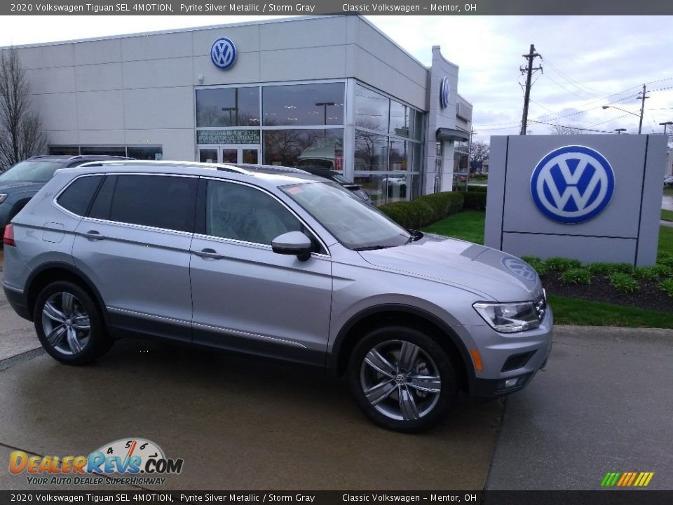 2020 Volkswagen Tiguan SEL 4MOTION Pyrite Silver Metallic / Storm Gray Photo #1