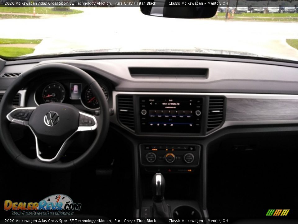 2020 Volkswagen Atlas Cross Sport SE Technology 4Motion Pure Gray / Titan Black Photo #4