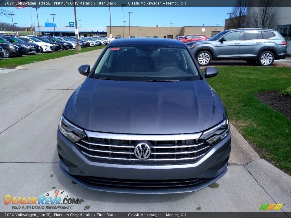 2020 Volkswagen Jetta SE Platinum Gray Metallic / Titan Black Photo #2