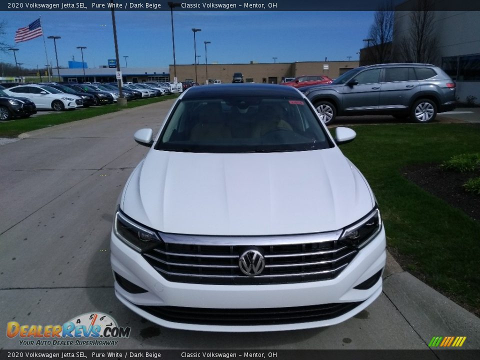 2020 Volkswagen Jetta SEL Pure White / Dark Beige Photo #2