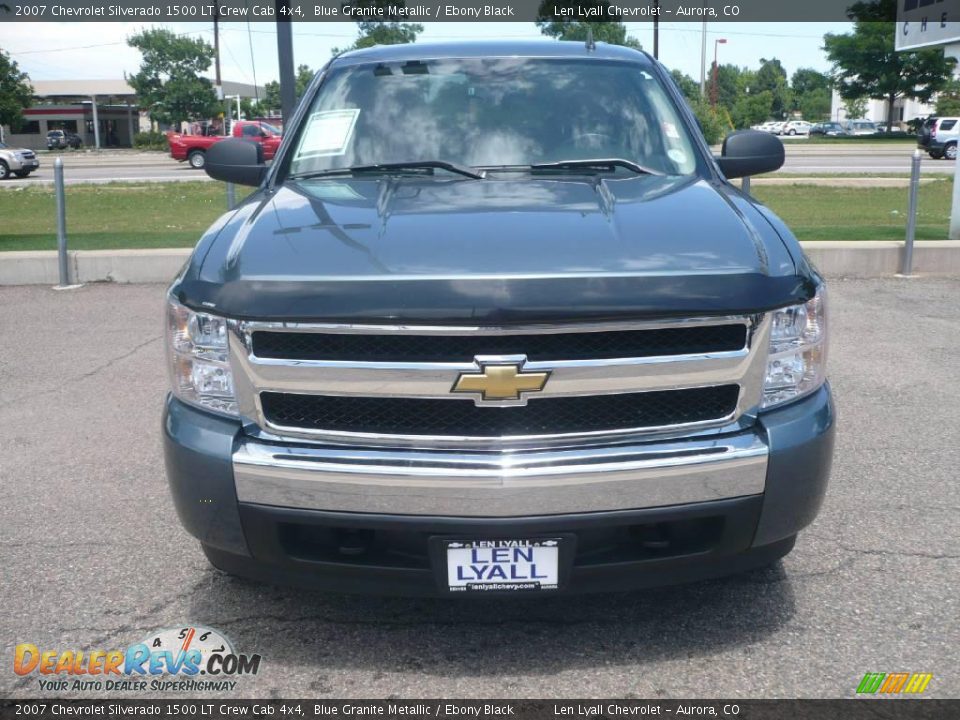 2007 Chevrolet Silverado 1500 LT Crew Cab 4x4 Blue Granite Metallic / Ebony Black Photo #2