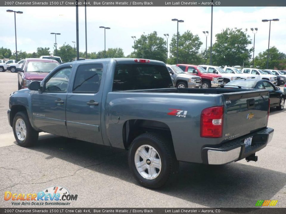 2007 Chevrolet Silverado 1500 LT Crew Cab 4x4 Blue Granite Metallic / Ebony Black Photo #4