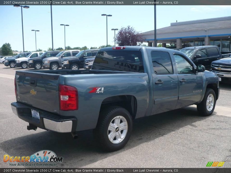 2007 Chevrolet Silverado 1500 LT Crew Cab 4x4 Blue Granite Metallic / Ebony Black Photo #6