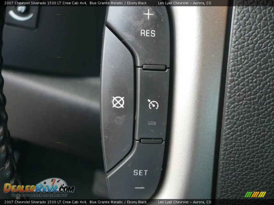 2007 Chevrolet Silverado 1500 LT Crew Cab 4x4 Blue Granite Metallic / Ebony Black Photo #24