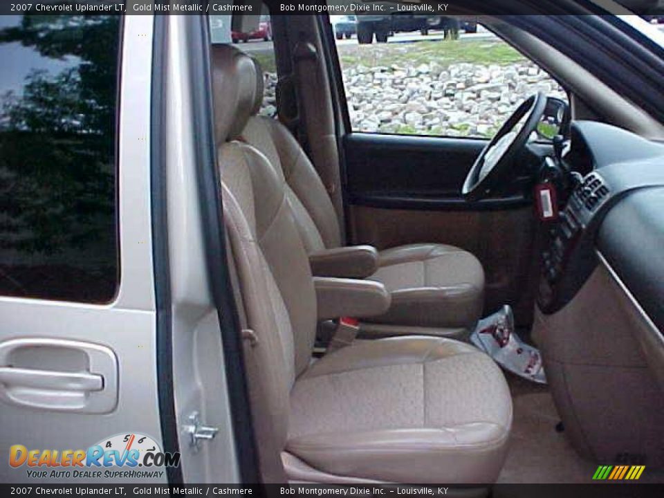 2007 Chevrolet Uplander LT Gold Mist Metallic / Cashmere Photo #5