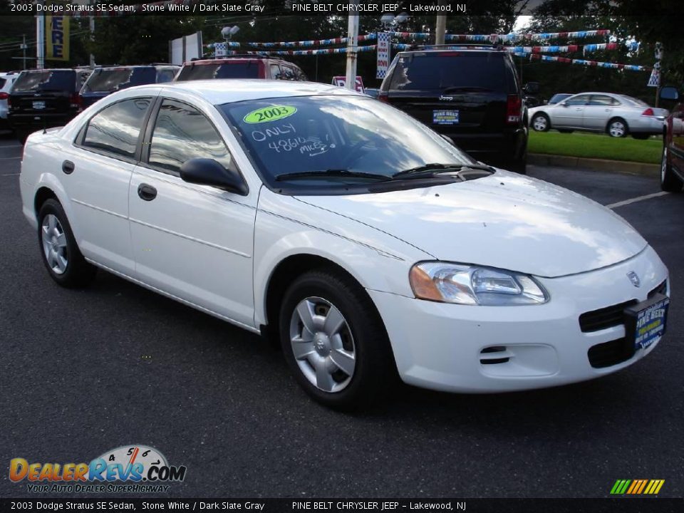 2003 Dodge Stratus SE Sedan Stone White / Dark Slate Gray Photo #2