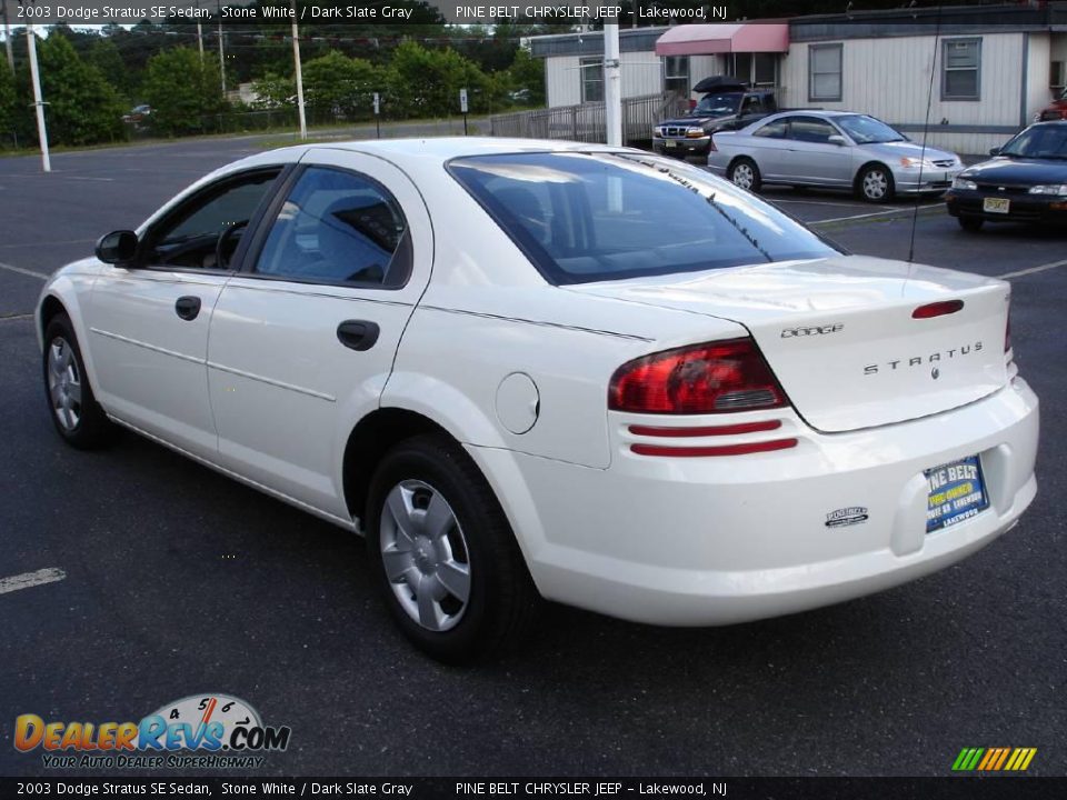 2003 Dodge Stratus SE Sedan Stone White / Dark Slate Gray Photo #5