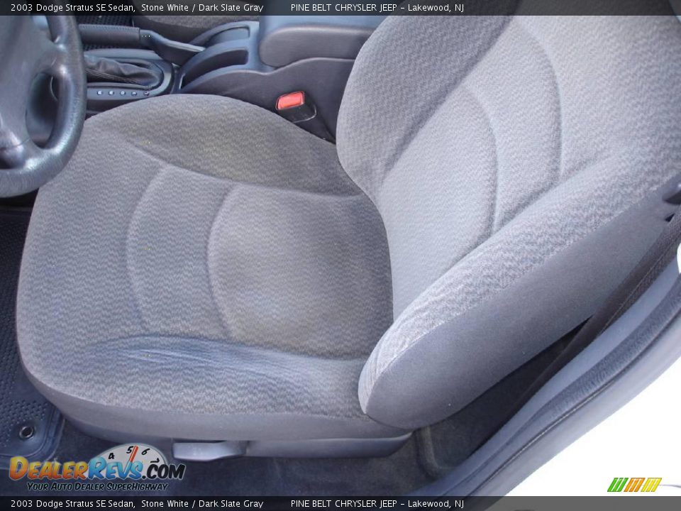 2003 Dodge Stratus SE Sedan Stone White / Dark Slate Gray Photo #8