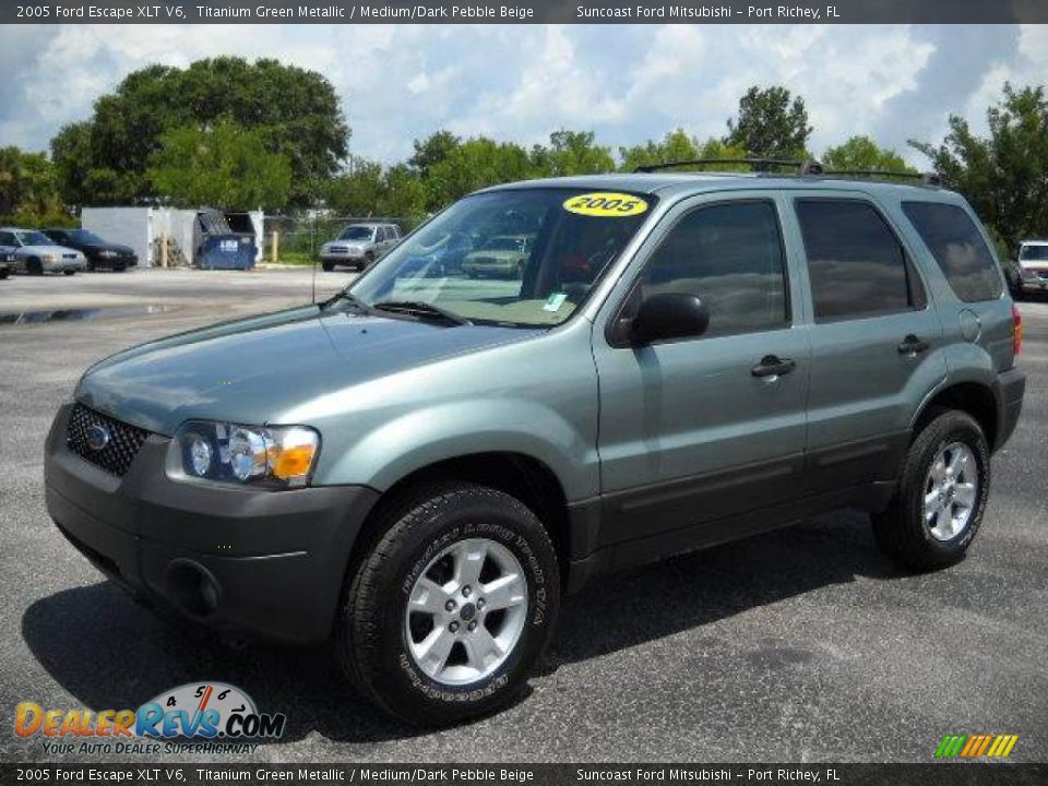 2005 Ford Escape XLT V6 Titanium Green Metallic / Medium/Dark Pebble Beige Photo #1