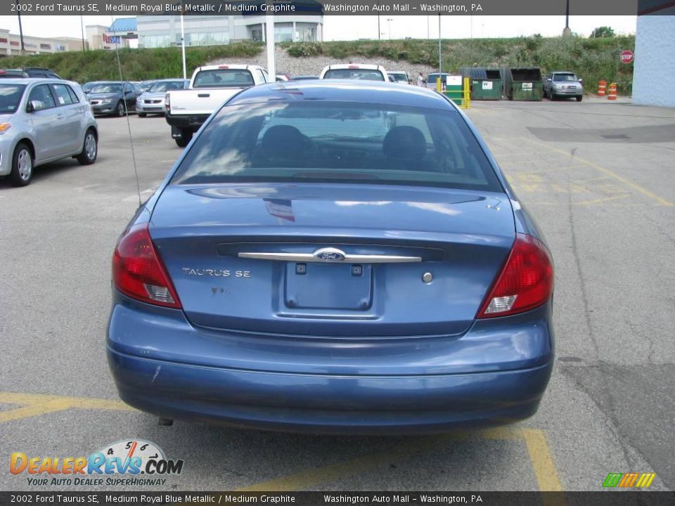 2002 Ford Taurus SE Medium Royal Blue Metallic / Medium Graphite Photo #5