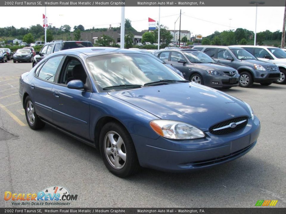 2002 Ford Taurus SE Medium Royal Blue Metallic / Medium Graphite Photo #8