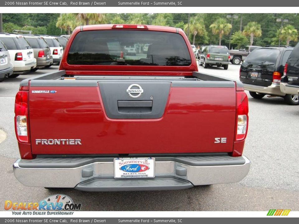 2006 Nissan Frontier SE Crew Cab Red Brawn / Desert Photo #15