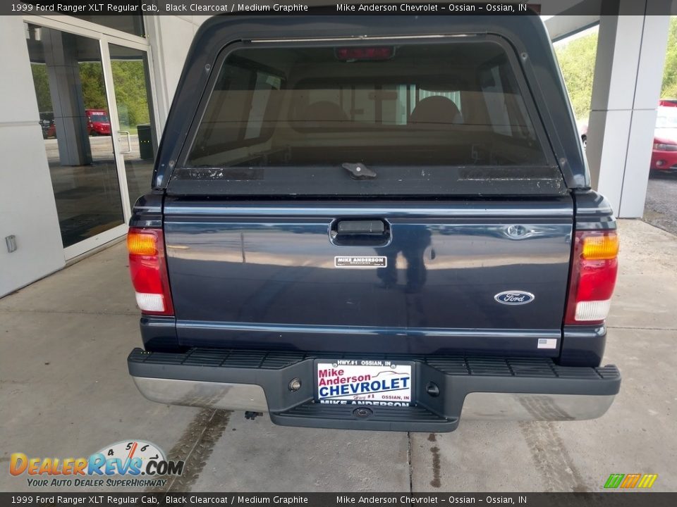 1999 Ford Ranger XLT Regular Cab Black Clearcoat / Medium Graphite Photo #5