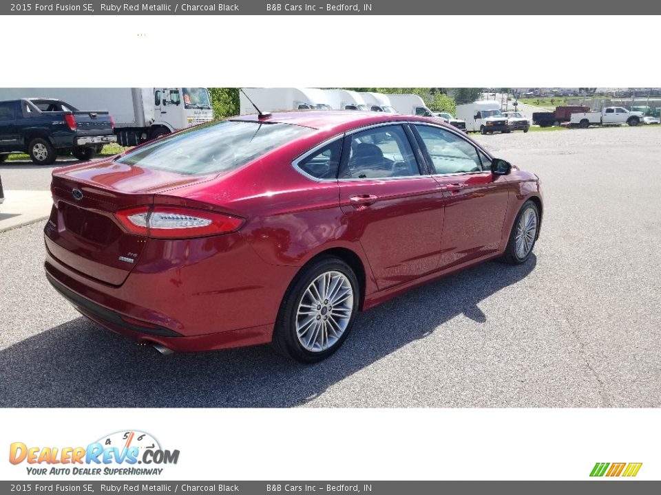 2015 Ford Fusion SE Ruby Red Metallic / Charcoal Black Photo #9