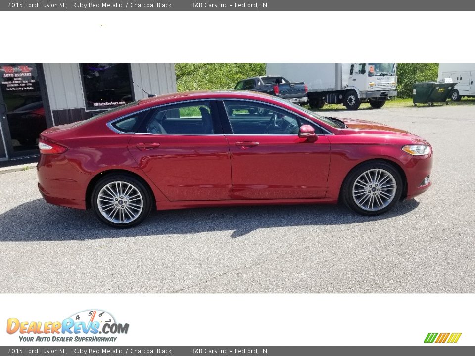 2015 Ford Fusion SE Ruby Red Metallic / Charcoal Black Photo #10
