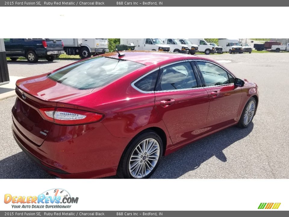 2015 Ford Fusion SE Ruby Red Metallic / Charcoal Black Photo #24