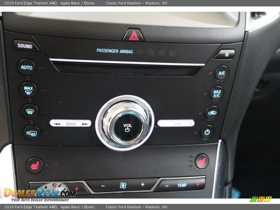 2019 Ford Edge Titanium AWD Agate Black / Ebony Photo #12
