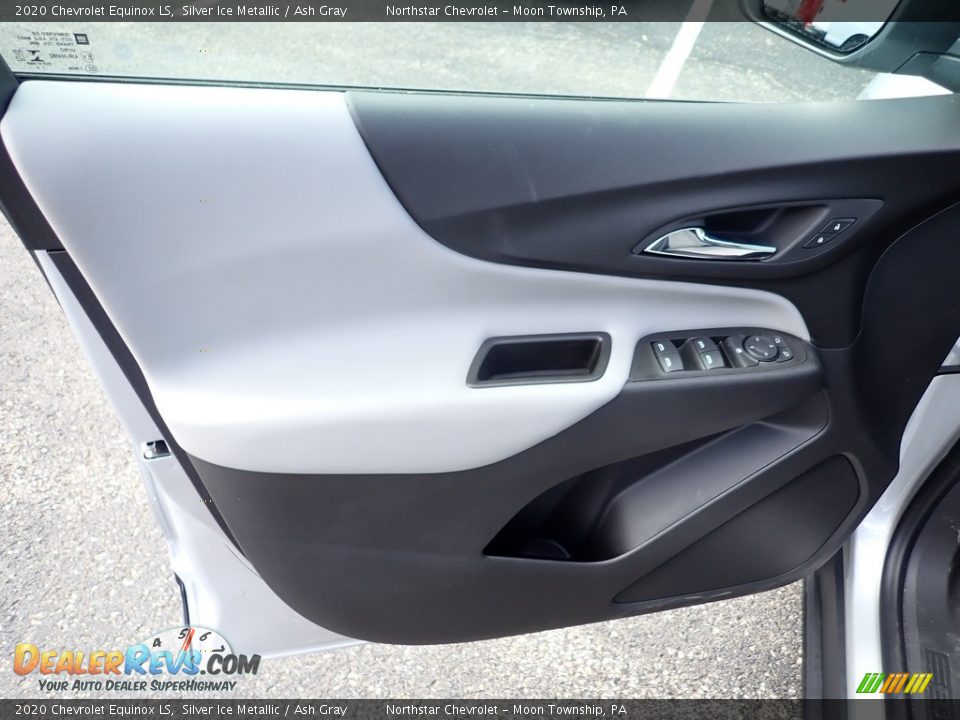 2020 Chevrolet Equinox LS Silver Ice Metallic / Ash Gray Photo #13
