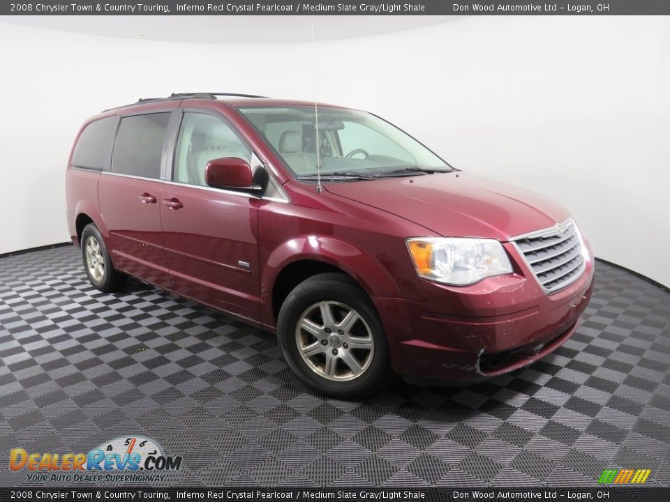 2008 Chrysler Town & Country Touring Inferno Red Crystal Pearlcoat / Medium Slate Gray/Light Shale Photo #5