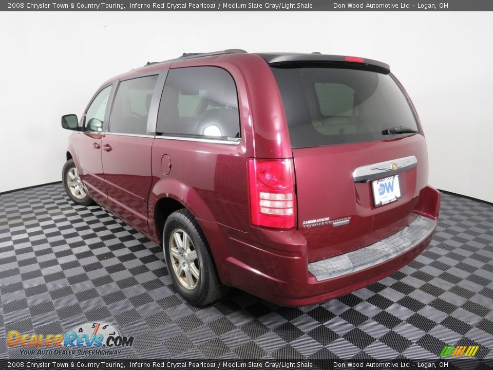 2008 Chrysler Town & Country Touring Inferno Red Crystal Pearlcoat / Medium Slate Gray/Light Shale Photo #13