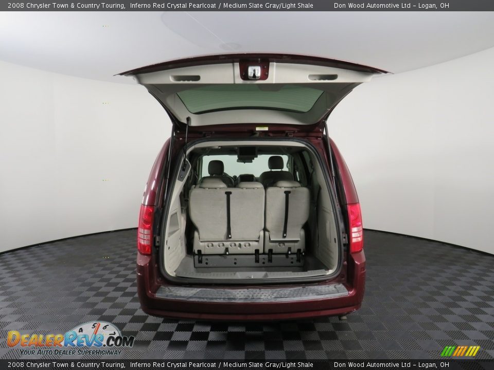 2008 Chrysler Town & Country Touring Inferno Red Crystal Pearlcoat / Medium Slate Gray/Light Shale Photo #15