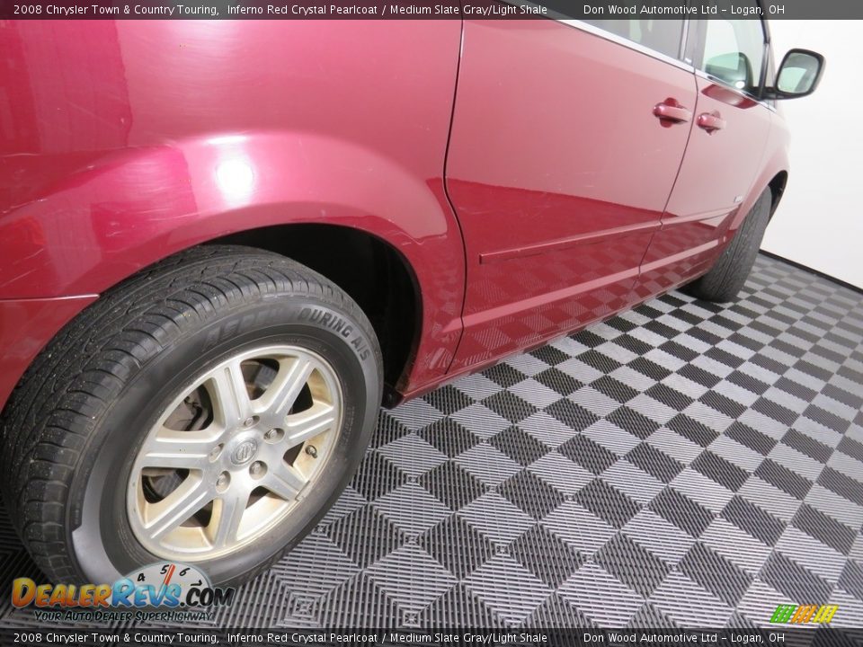2008 Chrysler Town & Country Touring Inferno Red Crystal Pearlcoat / Medium Slate Gray/Light Shale Photo #20