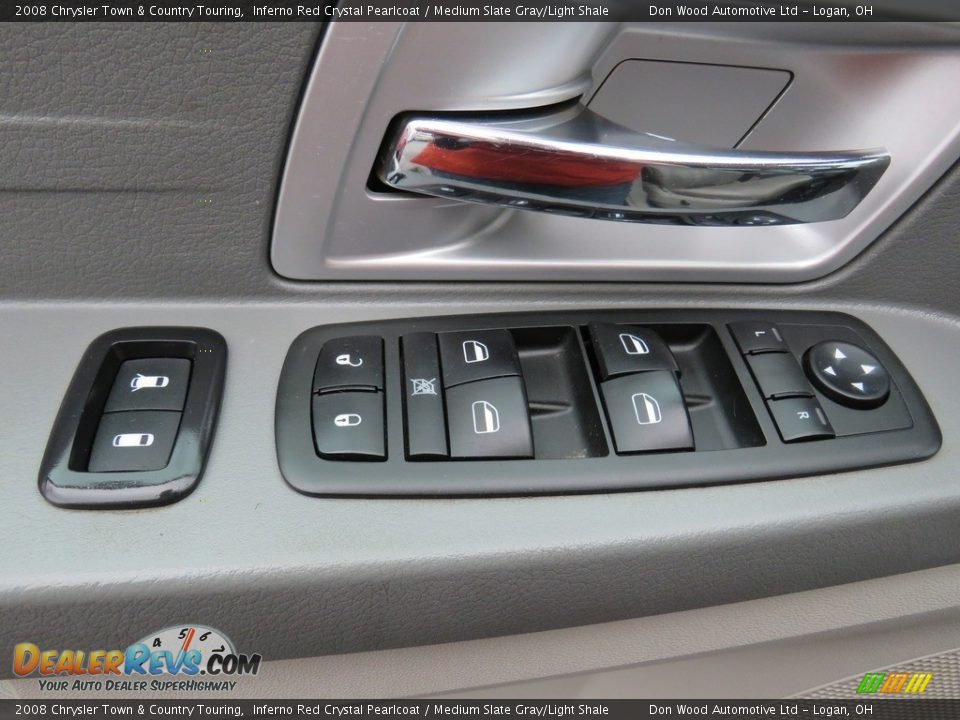 2008 Chrysler Town & Country Touring Inferno Red Crystal Pearlcoat / Medium Slate Gray/Light Shale Photo #21