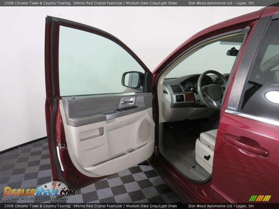 2008 Chrysler Town & Country Touring Inferno Red Crystal Pearlcoat / Medium Slate Gray/Light Shale Photo #34