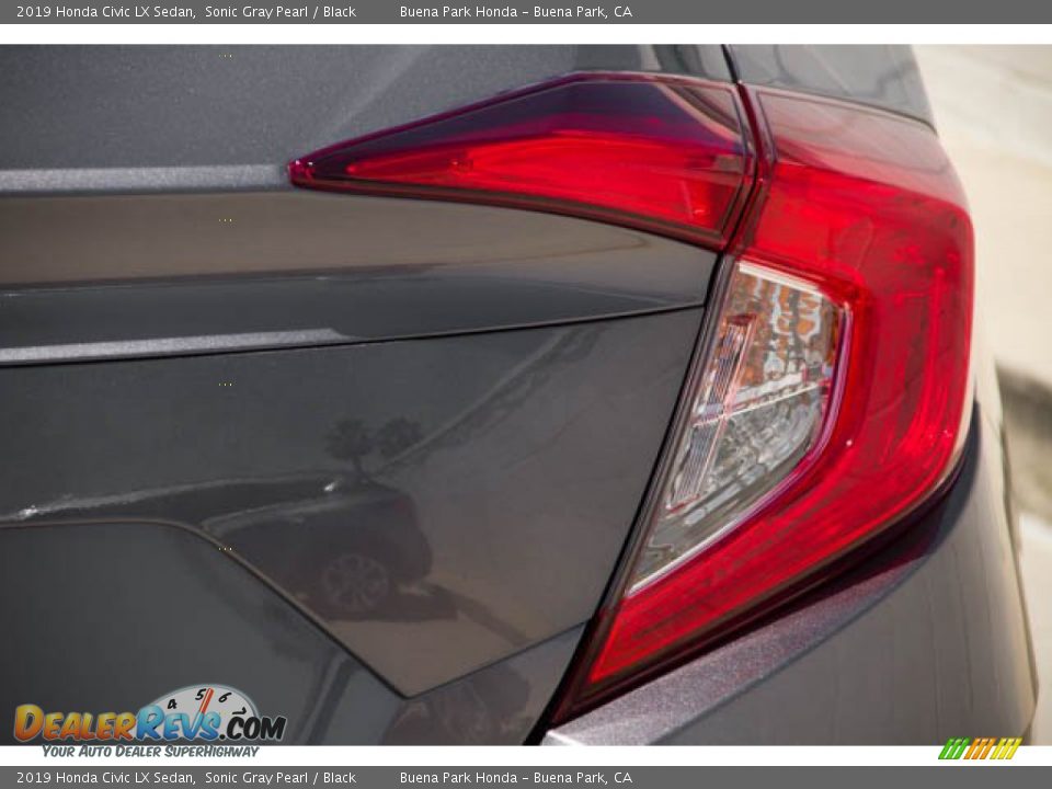 2019 Honda Civic LX Sedan Sonic Gray Pearl / Black Photo #13
