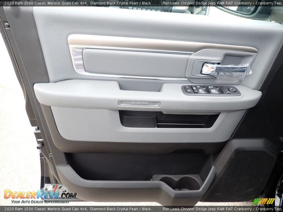 2020 Ram 1500 Classic Warlock Quad Cab 4x4 Diamond Black Crystal Pearl / Black Photo #15