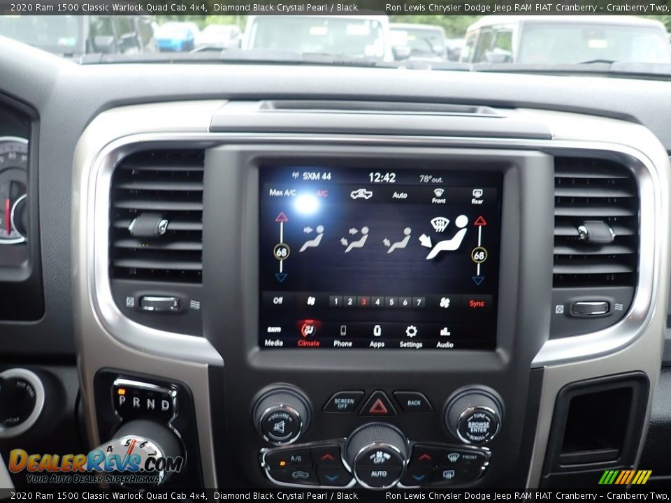 2020 Ram 1500 Classic Warlock Quad Cab 4x4 Diamond Black Crystal Pearl / Black Photo #17