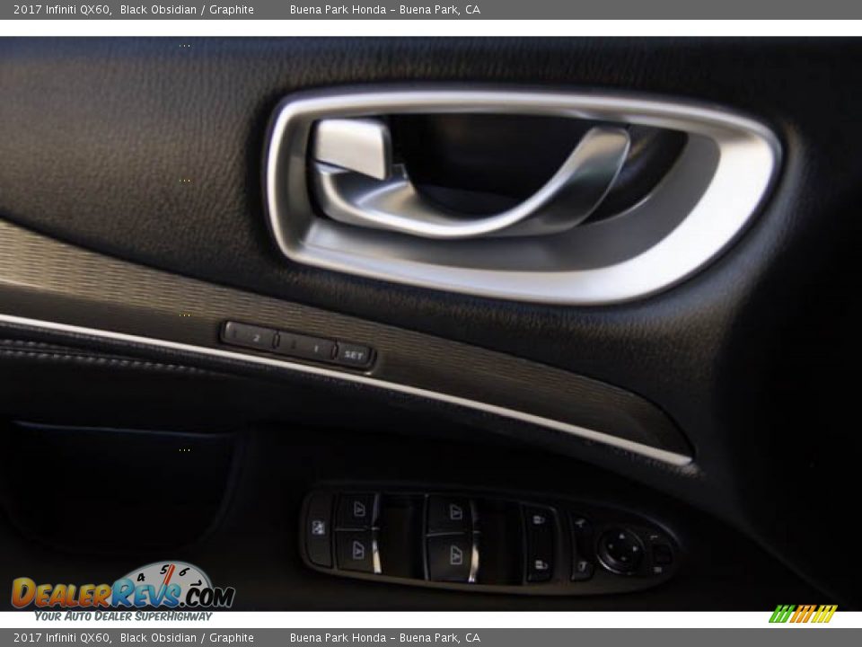 Door Panel of 2017 Infiniti QX60  Photo #29