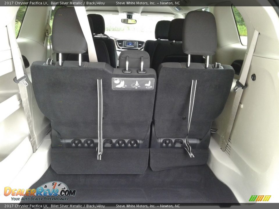 2017 Chrysler Pacifica LX Billet Silver Metallic / Black/Alloy Photo #15