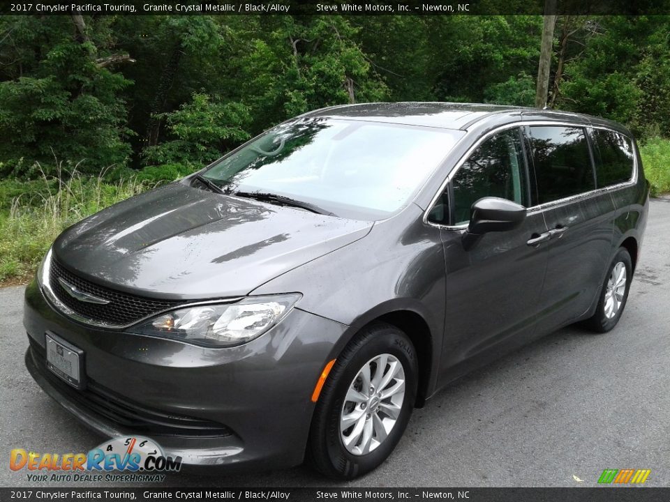 2017 Chrysler Pacifica Touring Granite Crystal Metallic / Black/Alloy Photo #2