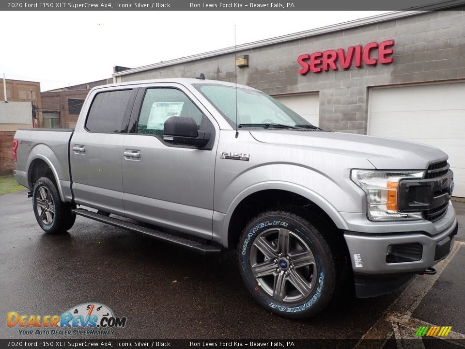 Front 3/4 View of 2020 Ford F150 XLT SuperCrew 4x4 Photo #8