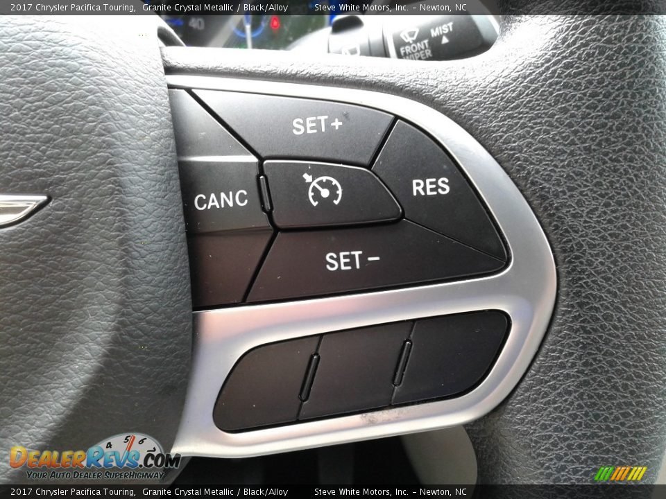 2017 Chrysler Pacifica Touring Granite Crystal Metallic / Black/Alloy Photo #20