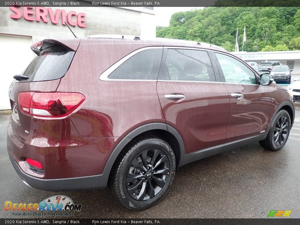 2020 Kia Sorento S AWD Sangria / Black Photo #2