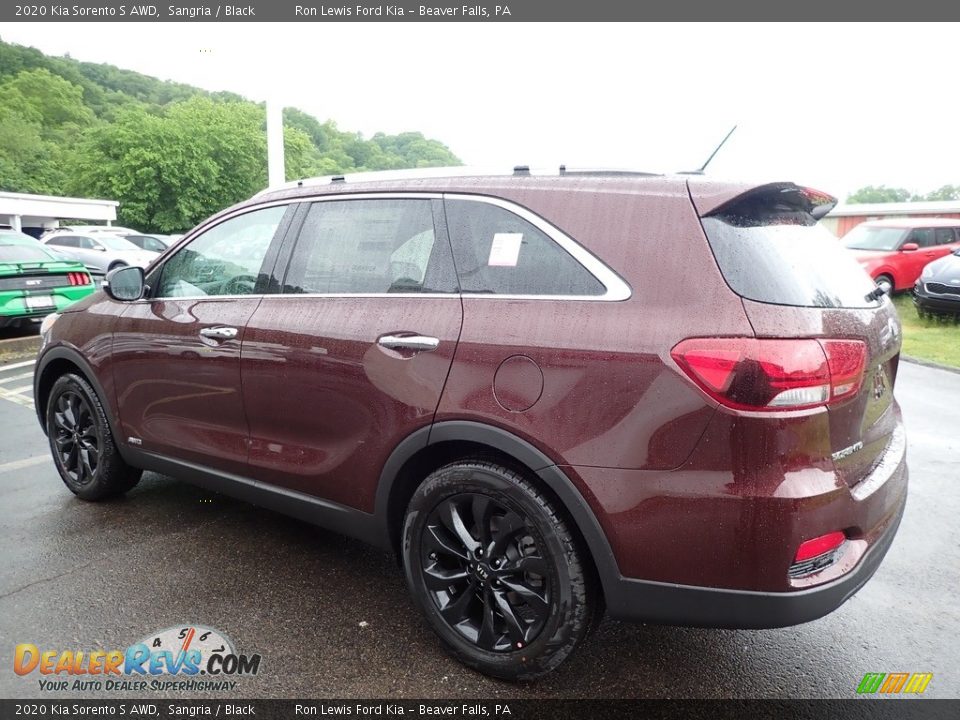 2020 Kia Sorento S AWD Sangria / Black Photo #5