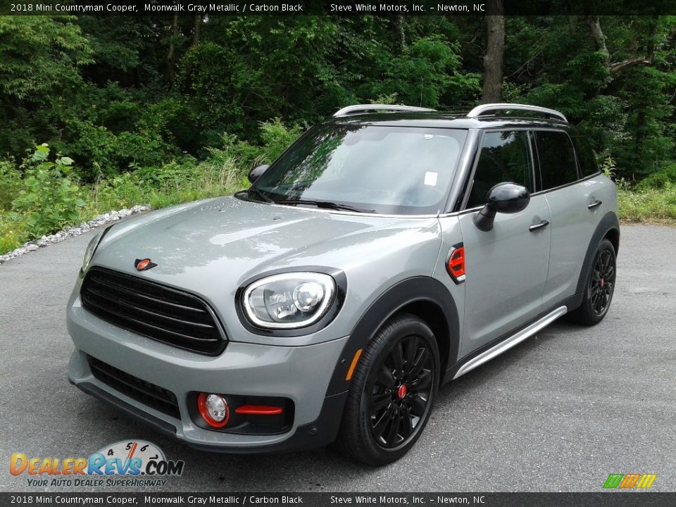 Front 3/4 View of 2018 Mini Countryman Cooper Photo #3