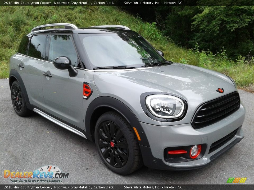 Front 3/4 View of 2018 Mini Countryman Cooper Photo #5