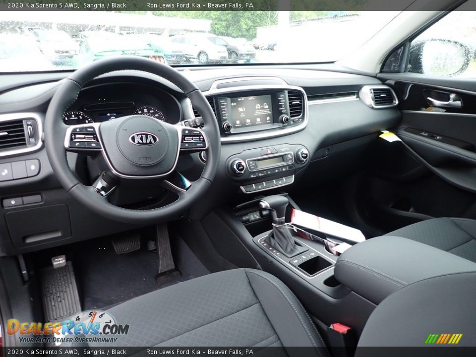 2020 Kia Sorento S AWD Sangria / Black Photo #14